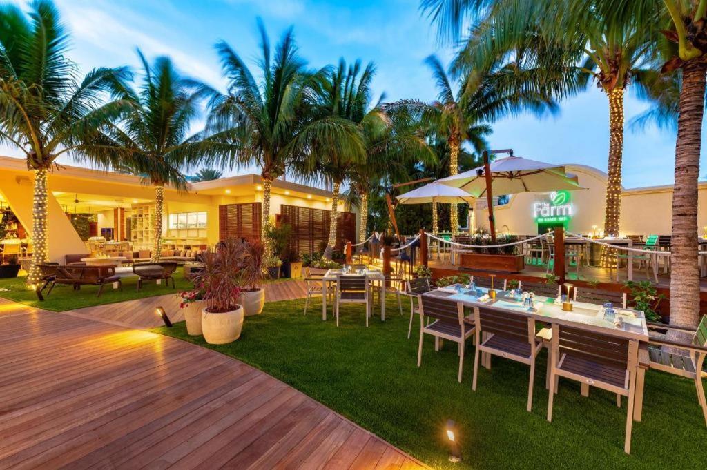 Seven Stars Resort & Spa Grace Bay Exterior foto