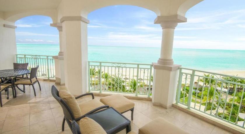 Seven Stars Resort & Spa Grace Bay Exterior foto